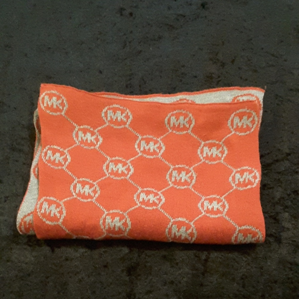 Michael Kors scarf